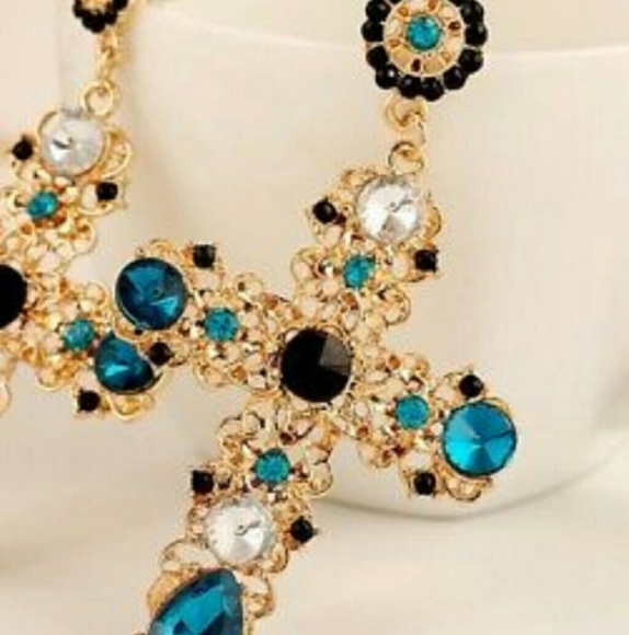 Gold w/crystals super pretty earrings Teal & black - Picture 2 of 7